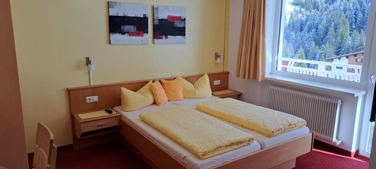 Hotel Pension Echo Лех ам Алберг Екстериор снимка